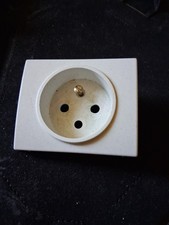 Enjoliveur Prise  Legrand Sagane Blanc Moucheté prise 2P+T Occasion 857 40/85740