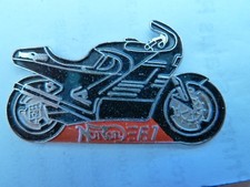  PIN'S MOTO  / NORTON F1  /