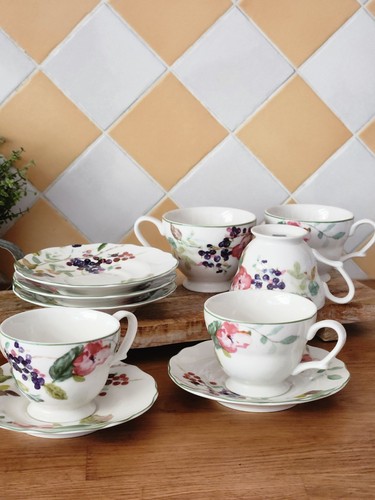 Tasses thé soucoupes - à,