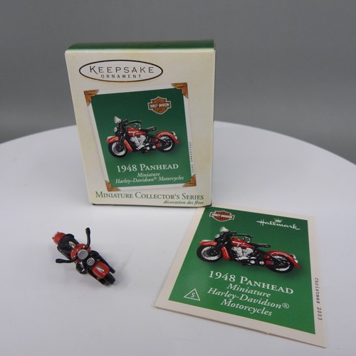 Hallmark miniature ornament - miniature,