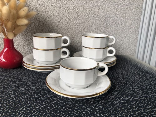 Tasses sous bistrot - &,