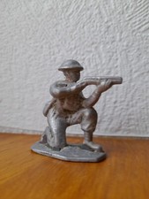 FIGURINE QUIRALU ALUMINIUM SOLDAT ANGLAIS AMERICAIN MILITAIRE ARMÉE DE TERRE
