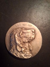 MEDAILLE  argentée ou dorée