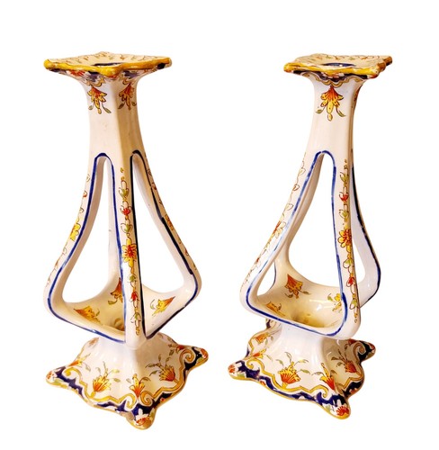 Une paire chandelier en - une,