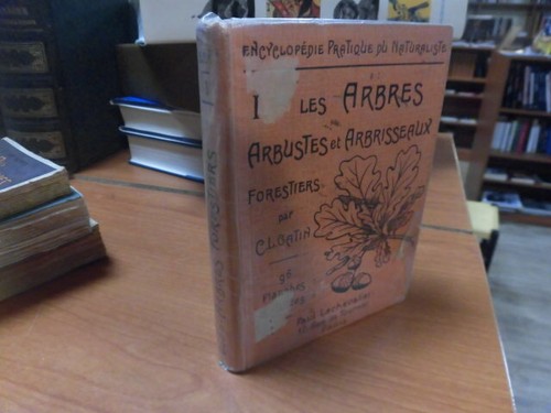 Les arbres arbustes - arbres,, et