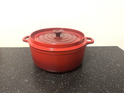 Cocotte invicta fonte - cocotte, en