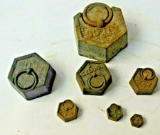 ANCIENNE SERIE DE 7 POID