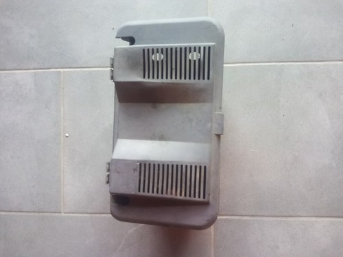Coffre batterie tracteur - a,