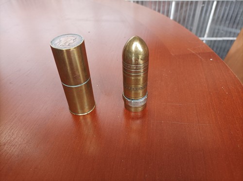 Briquets poilu 18 - briquets,