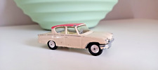 Corgi toys " Ford Consul " 1/43 N° 315