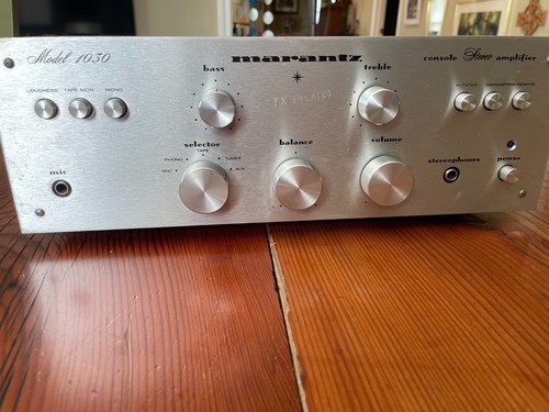 Marantz model 1030 amplifier - model,