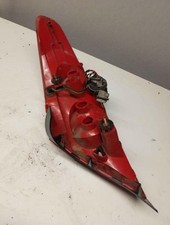 Feu arriere principal gauche