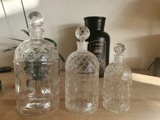 Série de 3 flacons anciens Collection Aux abeilles Guerlaïn  1 L  500 ML 250 ML