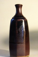 Gilles Darphin, Bouteille Huit Pans, Glaçure Tenmoku Classique no Bernard Leach