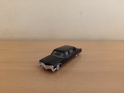 Praline voiture - praline, 1/87