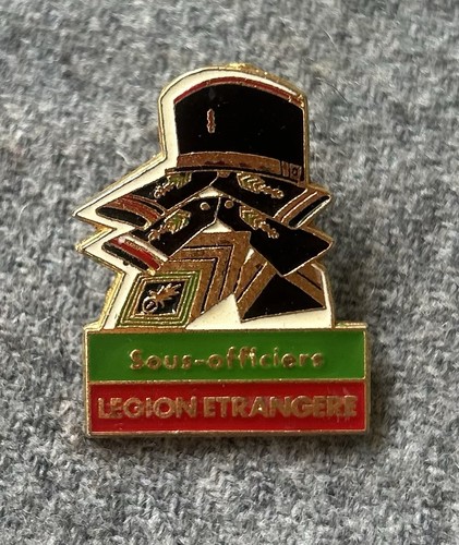 Pin pins sous - pin’s, officiers