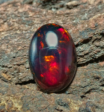 Cabochon exclusif opale de feu