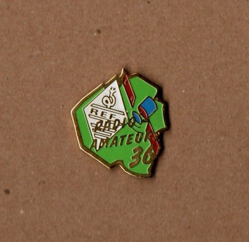 Pin cibie radio amateur - pin's, cb