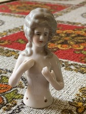 demi figurine half doll en