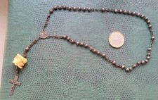 Ancien chapelet Memento Mori avec grain de chapelet Christ sculpté vanité XIXè