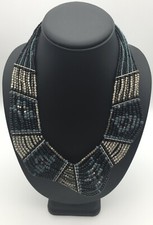 COLLIER/ PECTORAL/ PERLES/