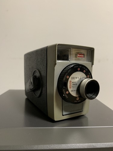Vintage kodak brownie - brownie, movie