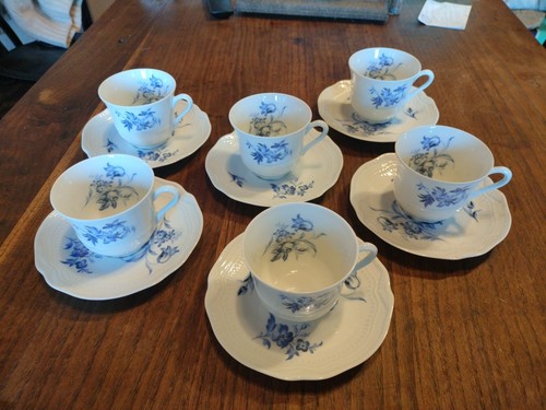 Tasses sous - tasses, et