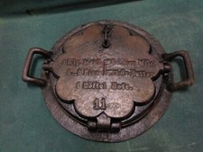 MOULE A GAUFRES AVEC LA