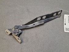 Charnière gauche capot -