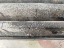 6317510218 grille gauche capot