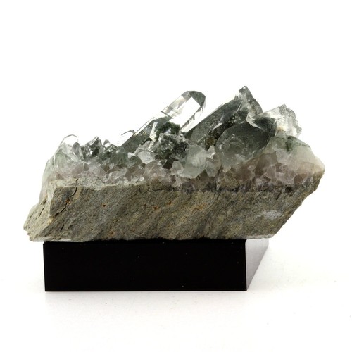 Quartz fantôme 231 - 231.3, ct.