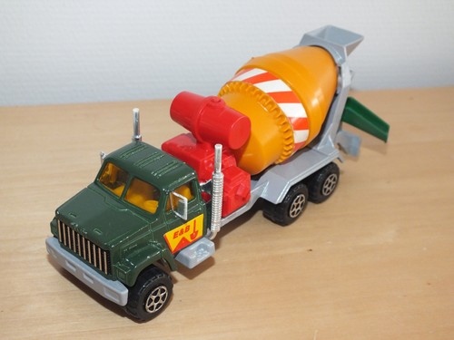 Majorette camion toupie - toupie, à