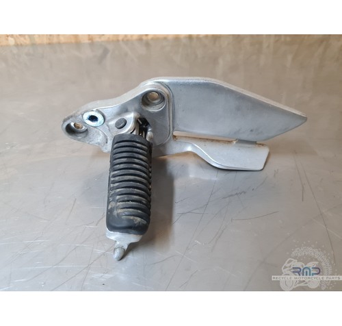 Platine repose pied gauche