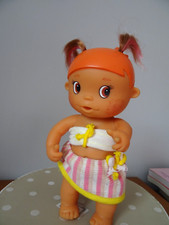 POUPEE PAOLA REINA 07 ROUSSE 22 CM  SEXUEE FILLE TENUE BAIN FABRIQUEE EN ESPAGNE