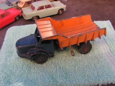 Collection dinky toys camion
