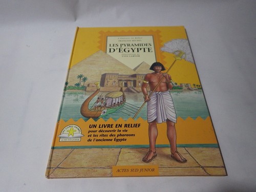 Livre pop les - livre, pyramides