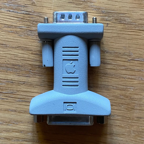 Apple macintosh vga - •,
