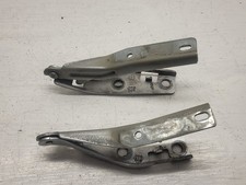 Charnière capot moteur pour