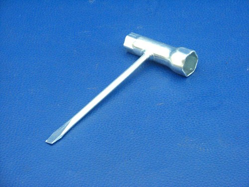 Clé bougie compatible avec - À,
