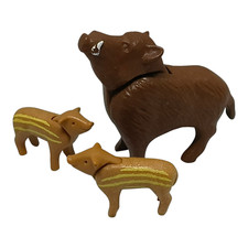 sympa famille sanglier male  + bébé  Playmobil ( animaux , foret  , zoo  ) 0610