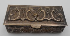 Ancienne boite pilules - , a