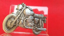 Moto Guzzi - H : 40 mm - L 