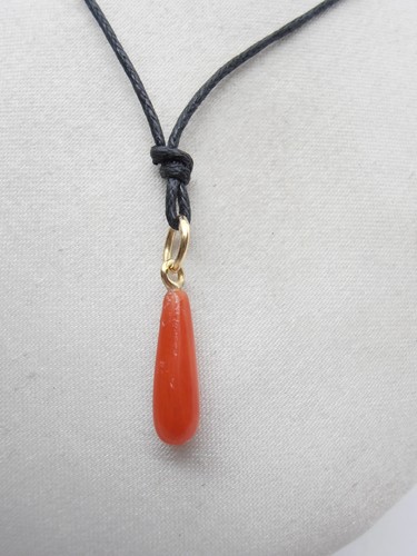 Pendentif avec goutte - goutte, en