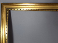 Cadre perlé style Louis XVI feuillure 77x64 cm bois doré à la feuille C398