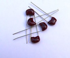 47pF 500V Argent Condensateurs