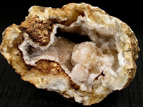 Géode quartz charente - -,