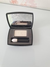 CHANEL 06  IVORY  Ombre Essentielle