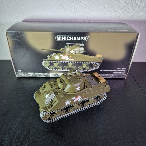 Minichamps char tank sherman - char,