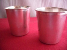 gobelets metal argente