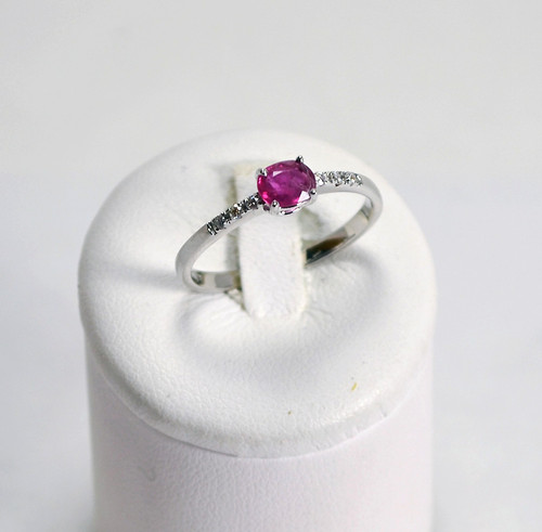 Bague blanc rubis et - or,